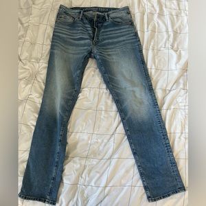 AE men’s slim straight jeans